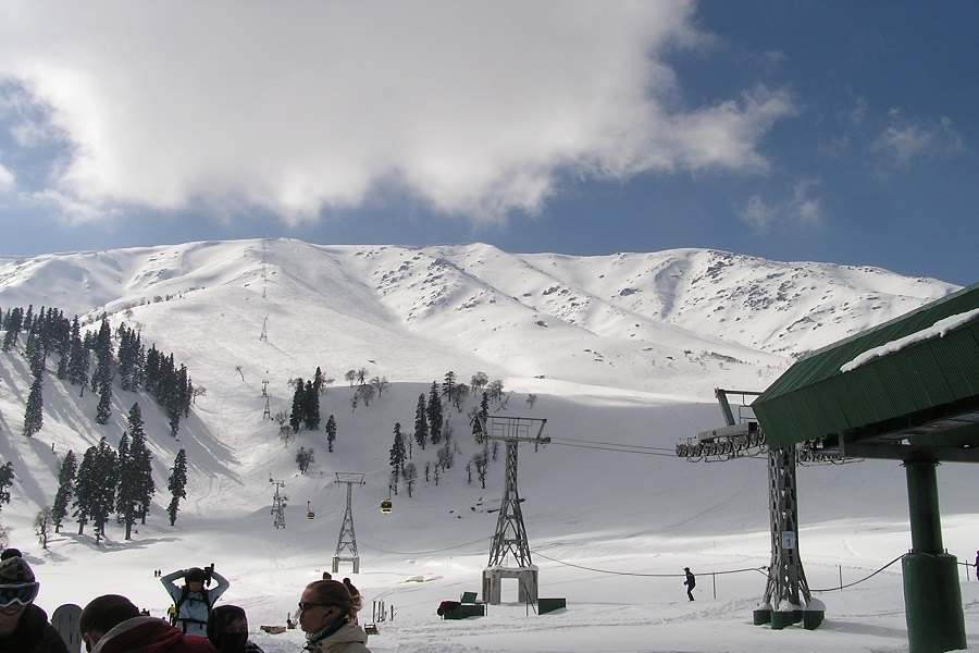 Gulmarg Skiing Tour